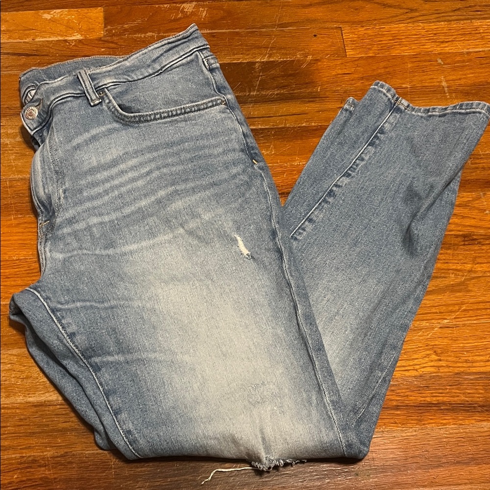 H&M High Rise Light Blue Jeans